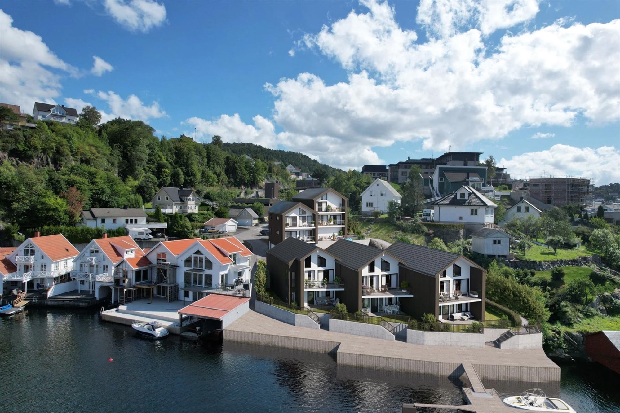 Dronefoto av Sundeodden ved fjorden i Flekkefjord